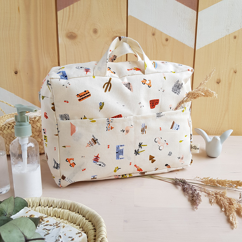 Decouvrez La Collection Voyage Et Craquez Pour La Maxi Trousse De Toilette